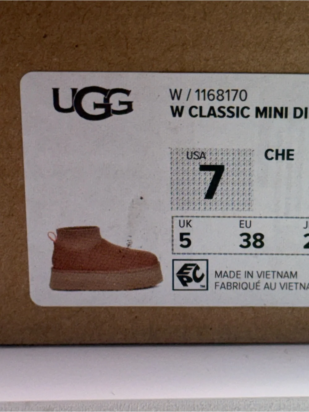 UGG Classic Mini Dipper Chestnut Boots Size 7